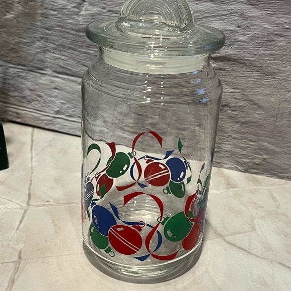 VINTAGE Glass Jar with Lid – Holiday Ornaments Design - Picture 5 of 9